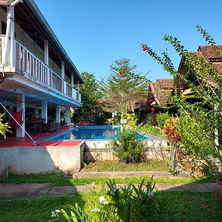 Tanabendang Banglos Pantai Cenang  Exterior foto