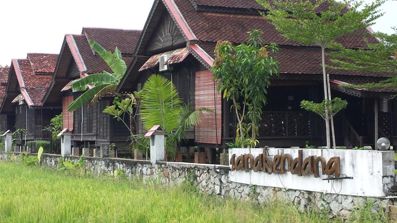 Tanabendang Banglos Pantai Cenang  Exterior foto