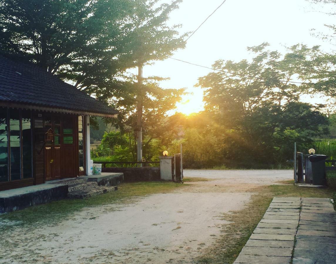 Tanabendang Banglos Pantai Cenang  Exterior foto
